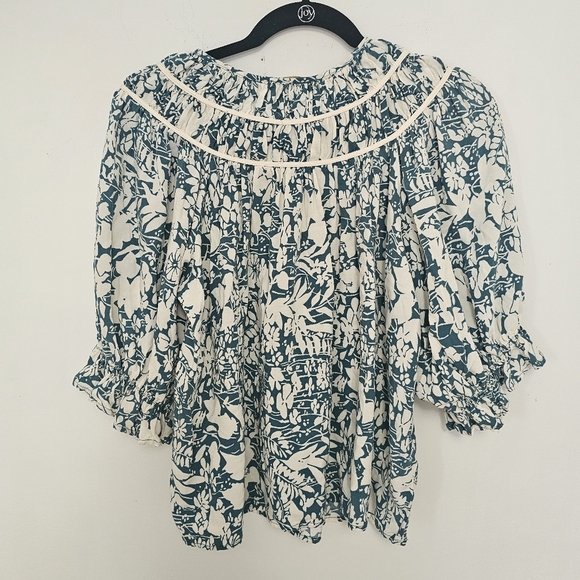 Cynthia Rowley Blue and White Floral Top - Picture 4 of 4